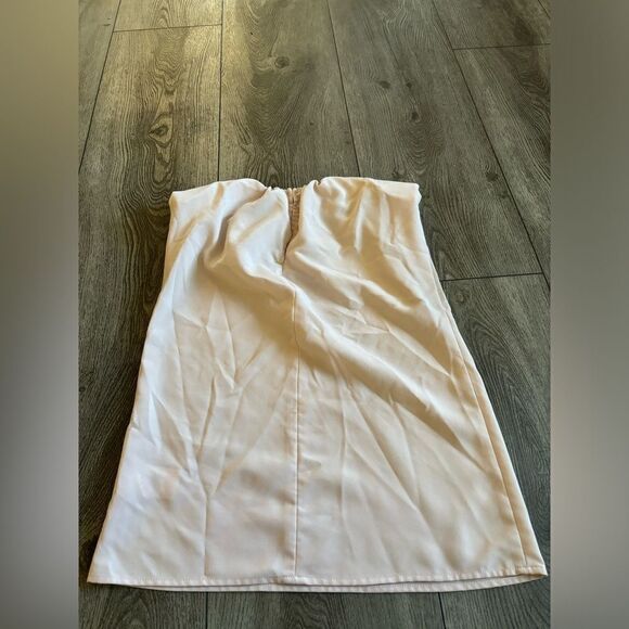 Express woman’s used tank top color rose - Picture 2 of 4